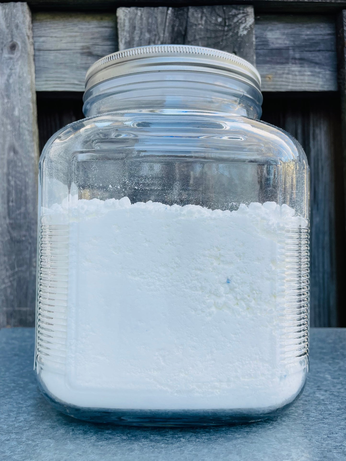 Starter Kit for our Non-Toxic Laundry Detergent 🧺 includes 1gallon jar+ Scooper+ 40-50 loads of detergent